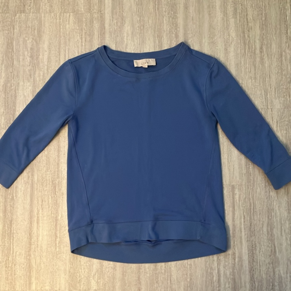Loft blue long-sleeve sweatshirt top